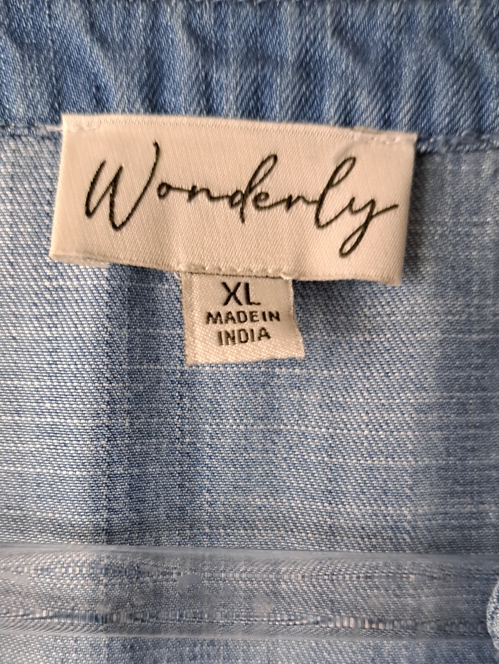 Wonderly Blue Embroidered Button-Front Blouse XL NWOT - Picture 2 of 7